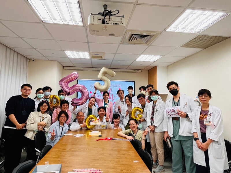 113/02/01 高齡醫學部5歲囉圖片(另開新視窗)
